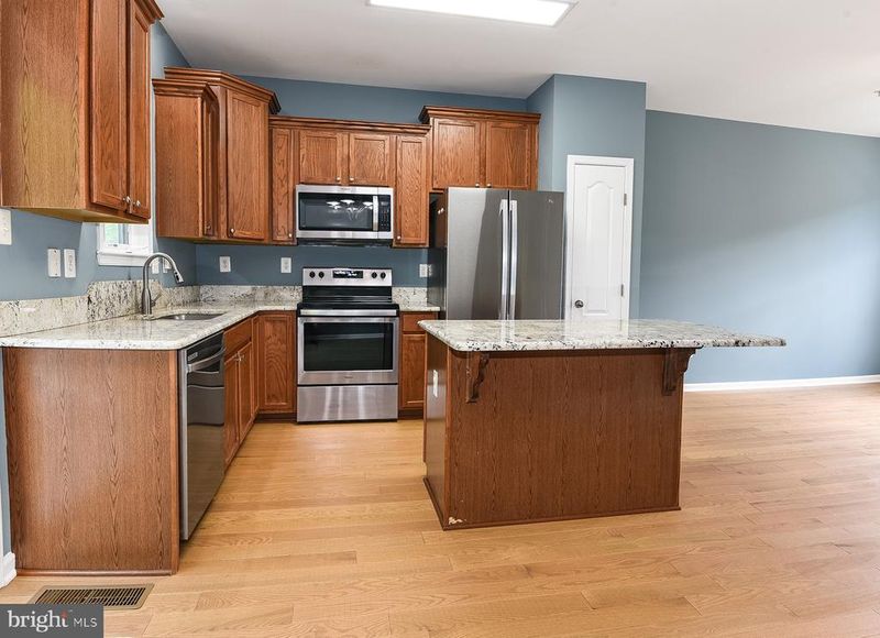 6857 Archibald Dr, Glen Burnie, MD 21060