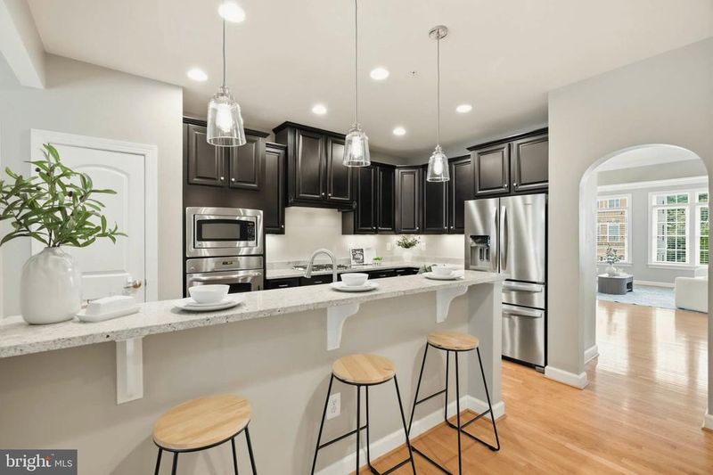 525 Deep Creek Vw, Annapolis, MD 21409