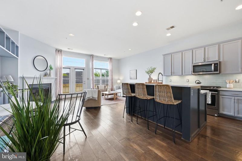 23925 Catawba Hill Dr, Clarksburg, MD 20871