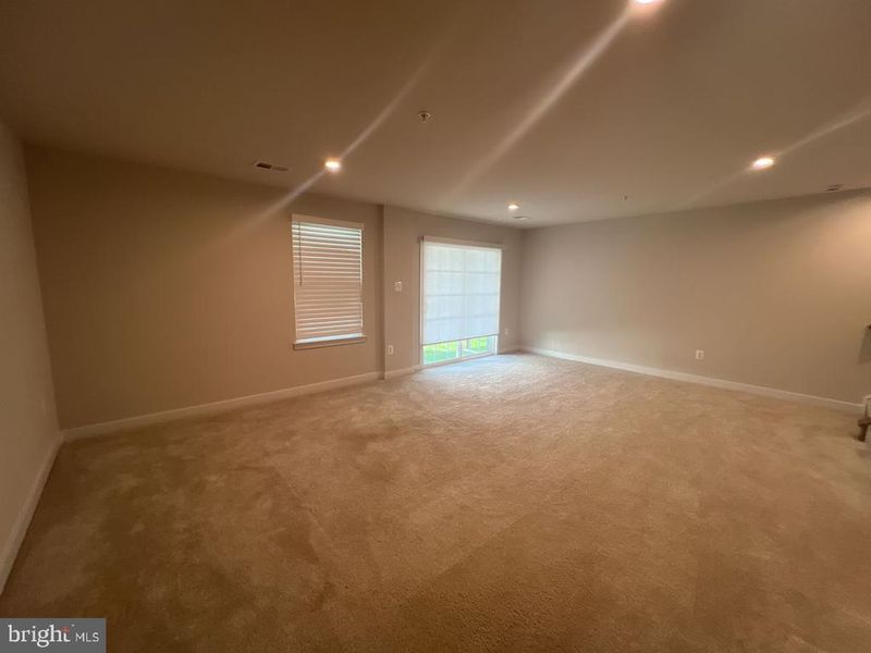 310 Schaffer Dr, Frederick, MD 21702