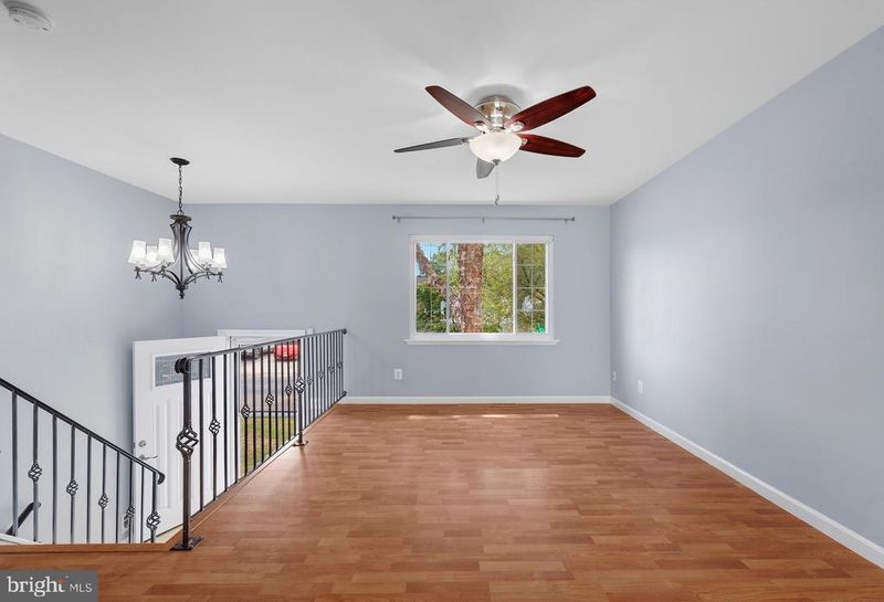 756 219th St, Pasadena, MD 21122
