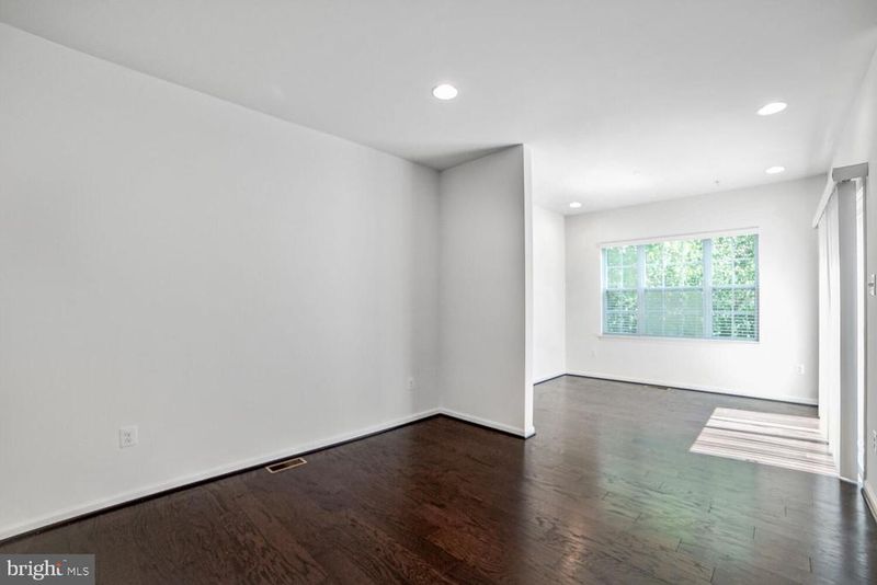 7872 River Rock Way, Columbia, MD 21044