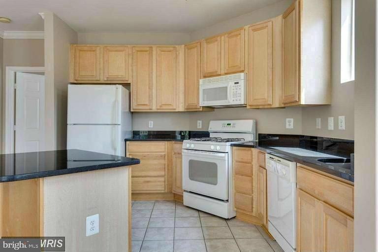 2765 Centerboro Dr #348, Vienna, VA 22181