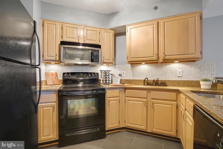 1200 Braddock Pl #209, Alexandria, VA 22314