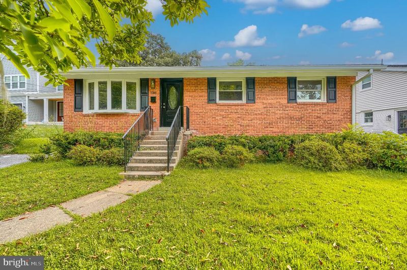11305 Mapleview Dr, Silver Spring, MD 20902