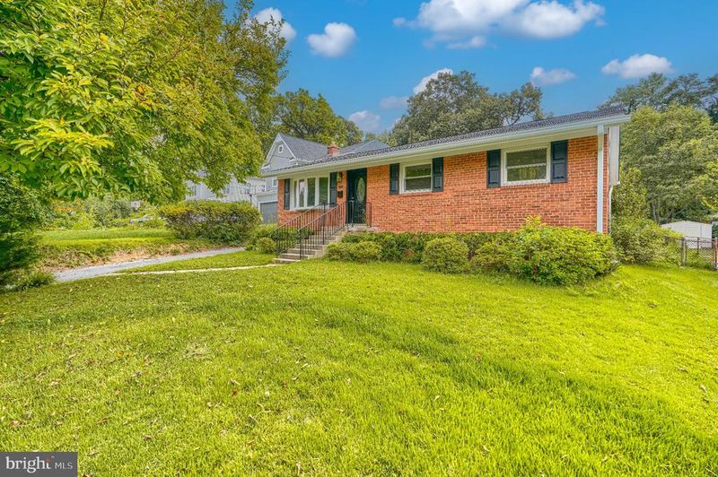 11305 Mapleview Dr, Silver Spring, MD 20902