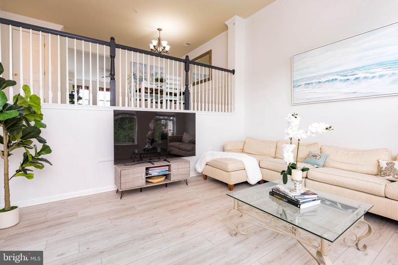 6142 Aster Haven Cir, Haymarket, VA 20169
