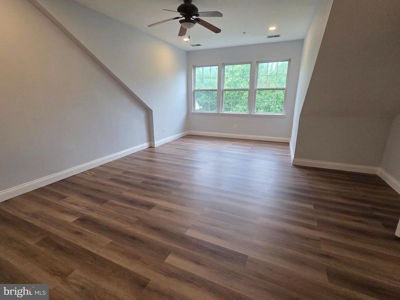 2749 Middle Neck Rd, Odenton, MD 21113