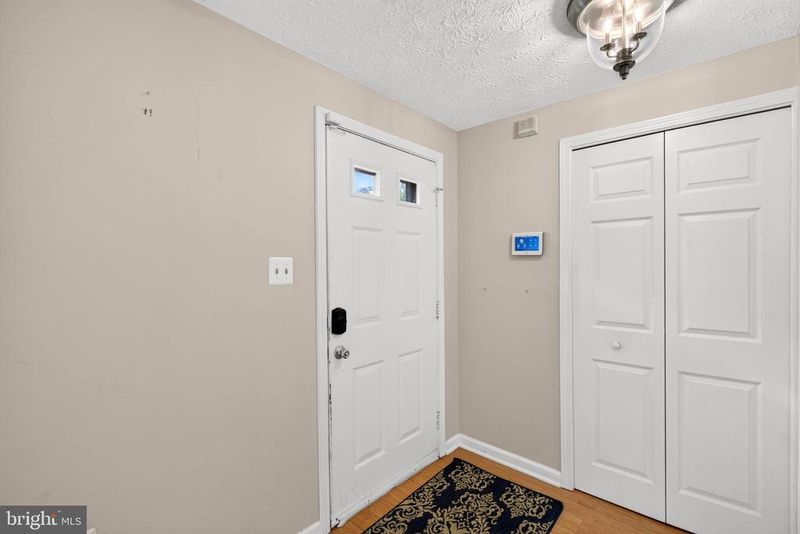 10632 Delfield Ct, Laurel, MD 20723