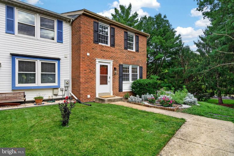 10632 Delfield Ct, Laurel, MD 20723