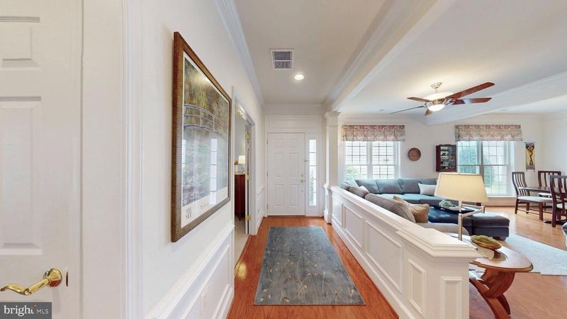 20663 Golden Ridge Dr, Ashburn, VA 20147