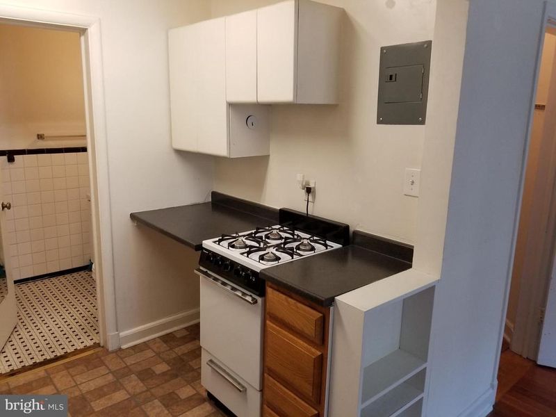 2112 O St NW #1, Washington, DC 20037