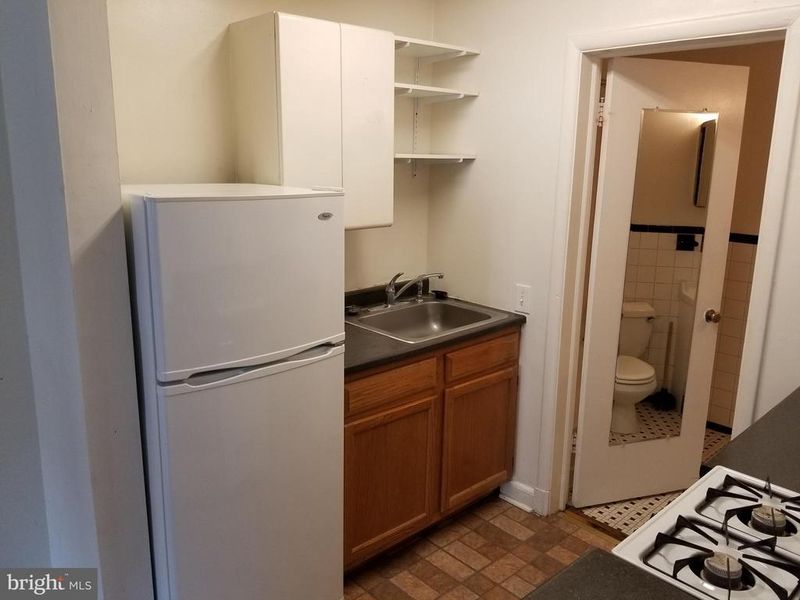 2112 O St NW #1, Washington, DC 20037
