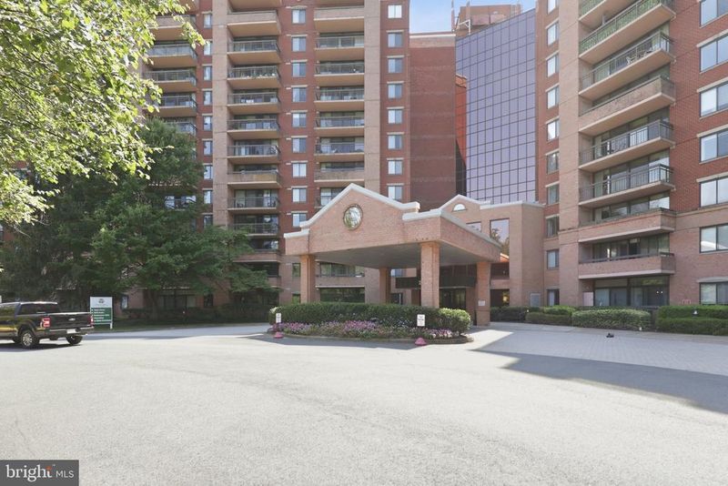 2230 George C Marshall Dr #420, Falls Church, VA 22043