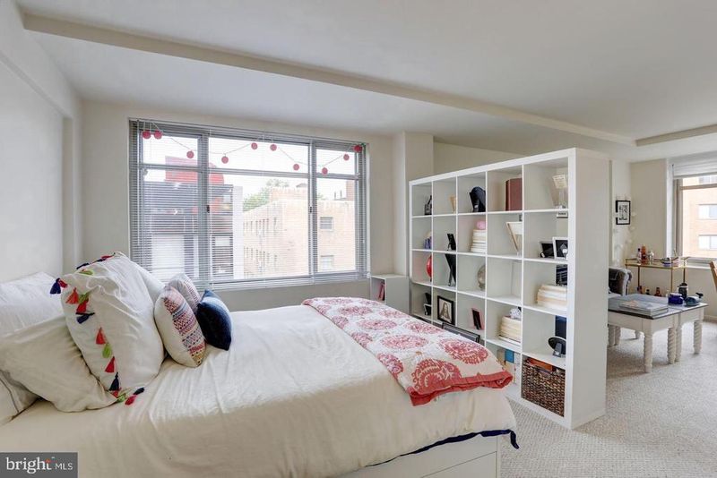 940 25th St NW #309S, Washington, DC 20037