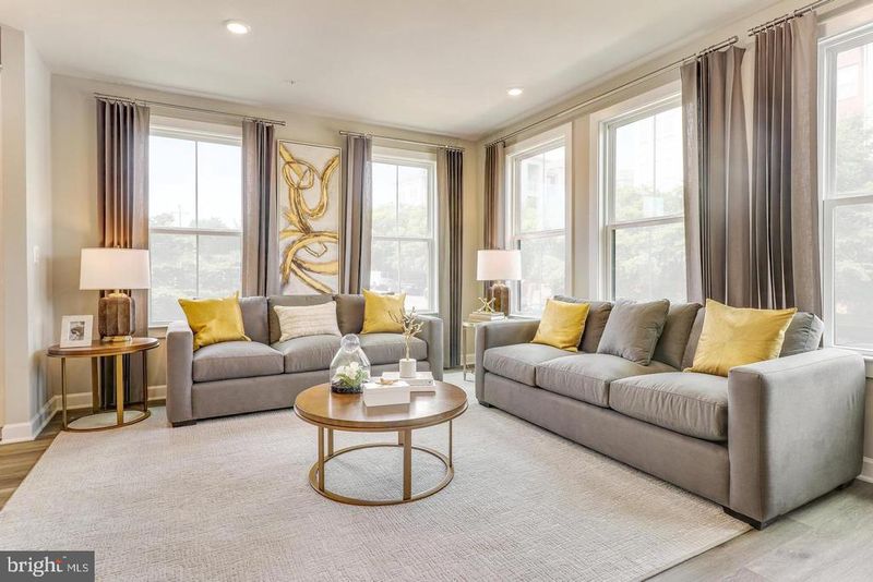 6815 16th St NW, Washington, DC 20012
