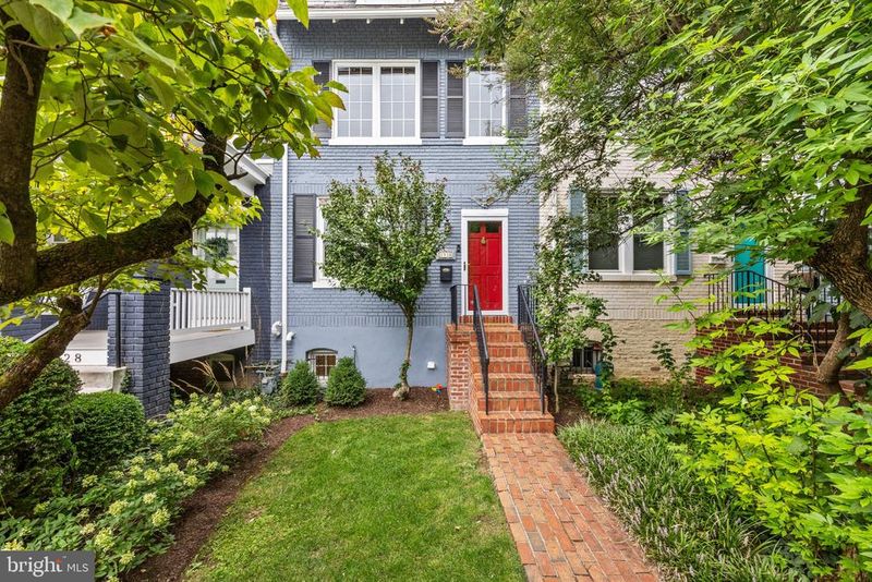 1930 37th St NW, Washington, DC 20007