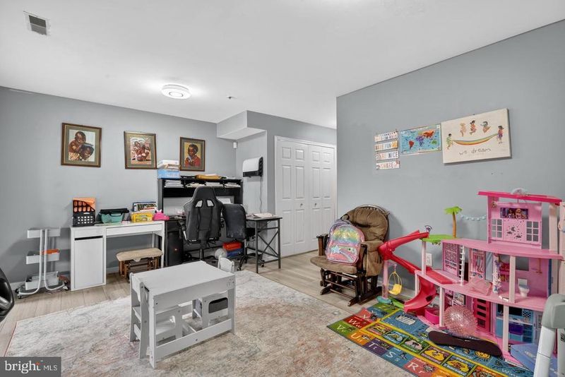 3818 Early Glow Ln, Bowie, MD 20716