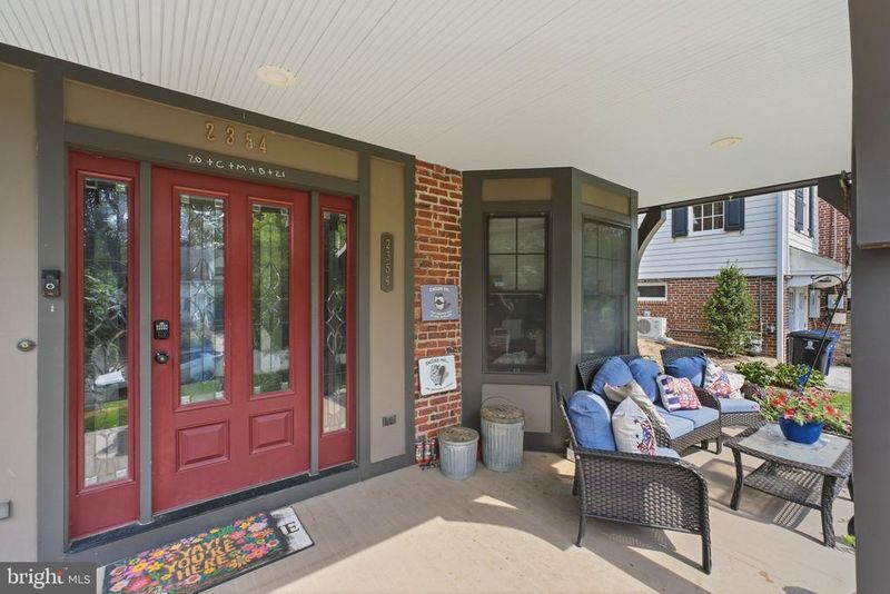 2354 N Oakland St, Arlington, VA 22207
