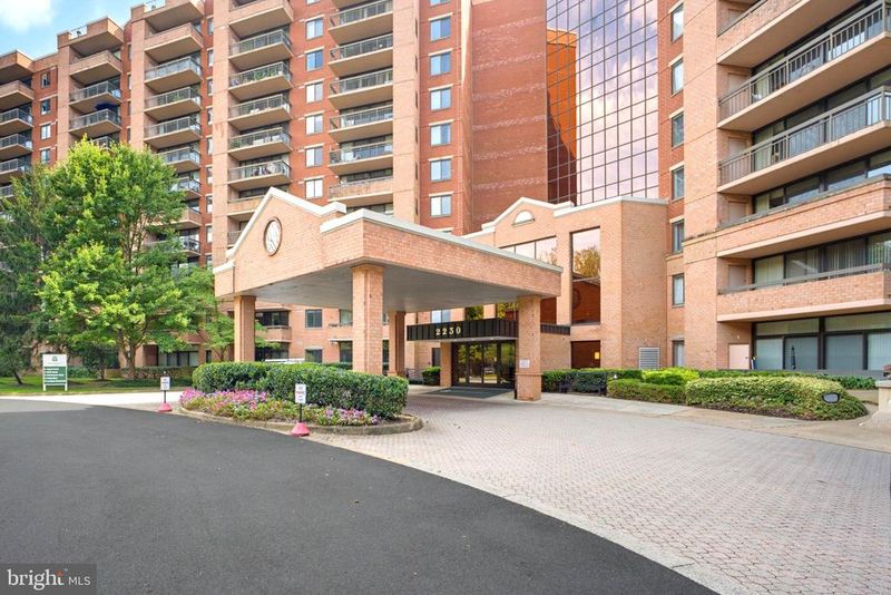 2230 George C Marshall Dr #1120, Falls Church, VA 22043