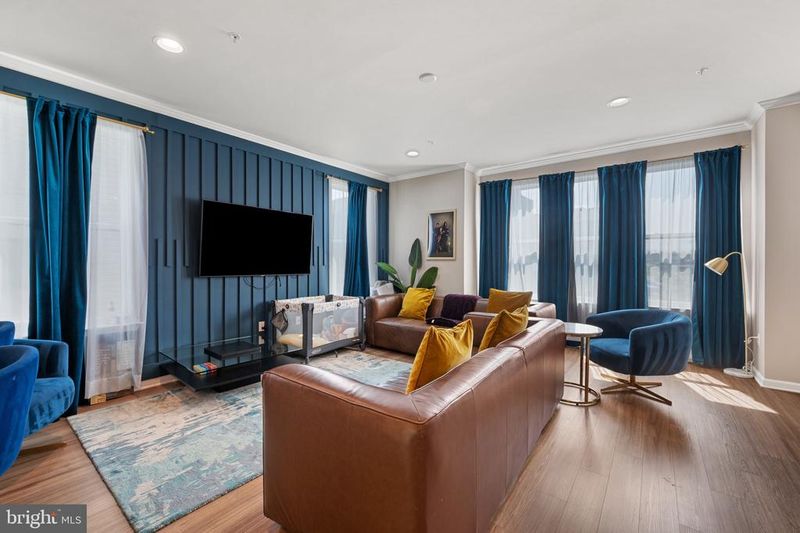 4922 Vista Glen Ln, Lanham, MD 20706