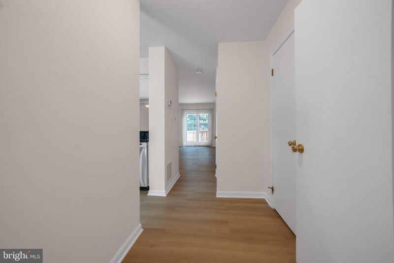 1724 Featherwood, Silver Spring, MD 20904