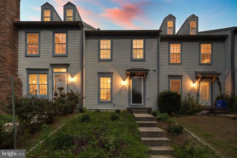 1724 Featherwood, Silver Spring, MD 20904