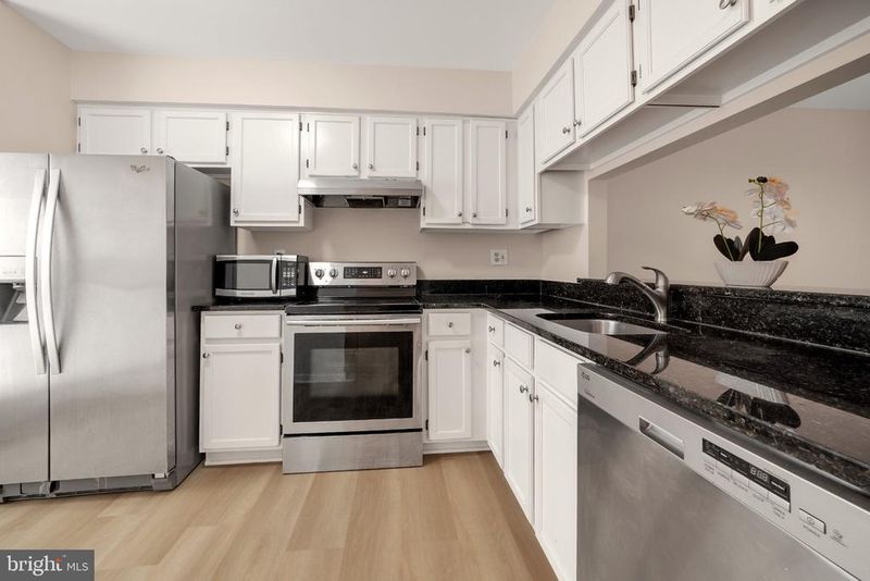 1724 Featherwood, Silver Spring, MD 20904