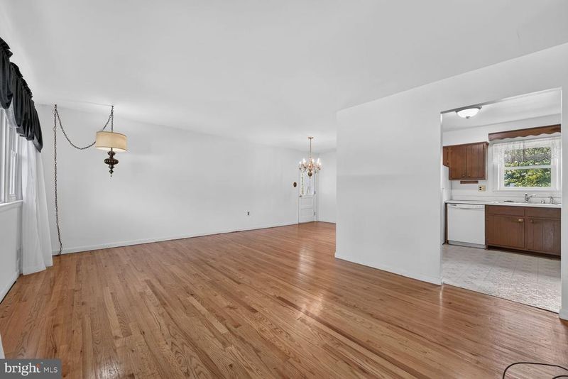 6703 Eilerson St, Clinton, MD 20735