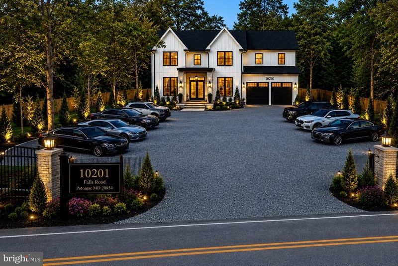 10201 Falls Rd, Potomac, MD 20854