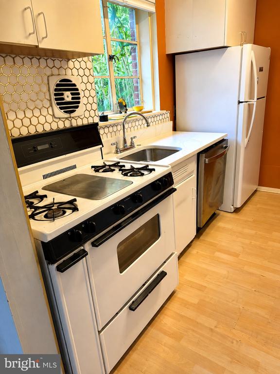 5024 River Rd, Bethesda, MD 20816