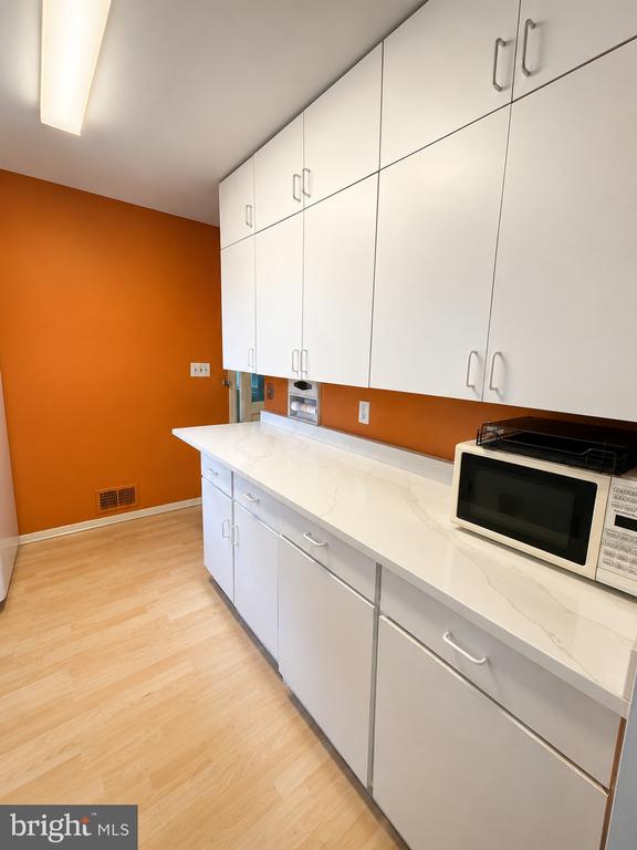 5024 River Rd, Bethesda, MD 20816
