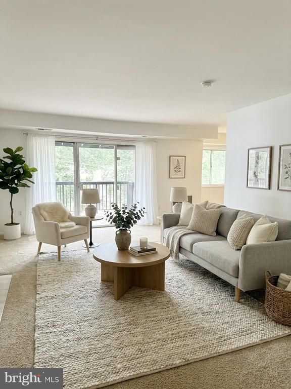 202 Park Terrace Ct SE #21, Vienna, VA 22180