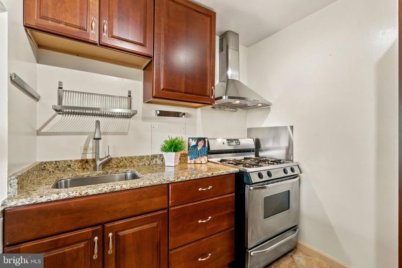 4501 Arlington Blvd #611, Arlington, VA 22203