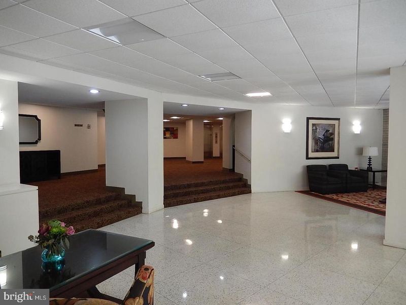 7505 Democracy Blvd #A-122, Bethesda, MD 20817
