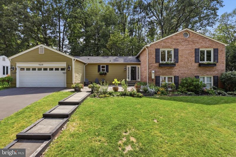 9641 Cinnamon Creek Dr, Vienna, VA 22182