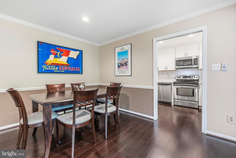 10716 Kings Riding Way #102-20, Rockville, MD 20852