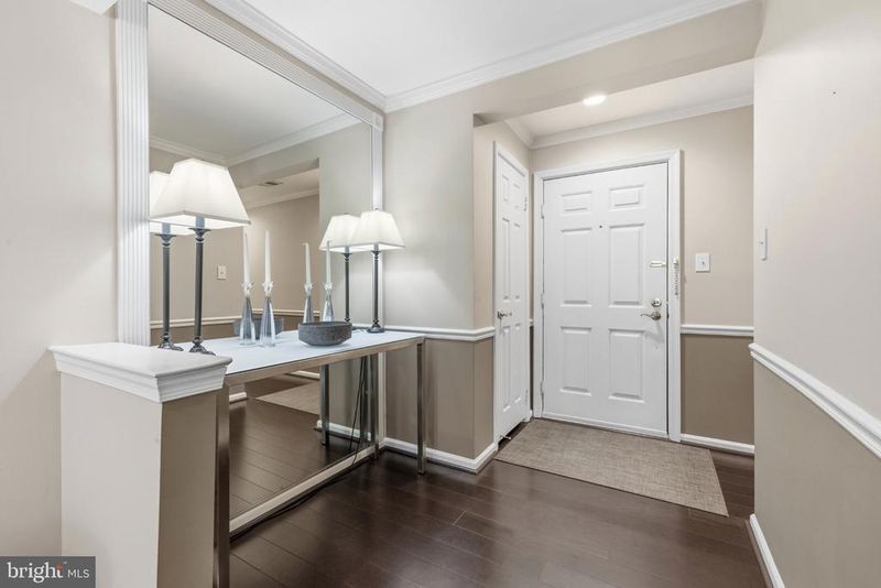 10716 Kings Riding Way #102-20, Rockville, MD 20852