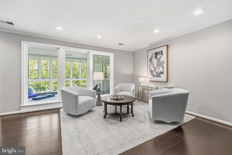 10716 Kings Riding Way #102-20, Rockville, MD 20852