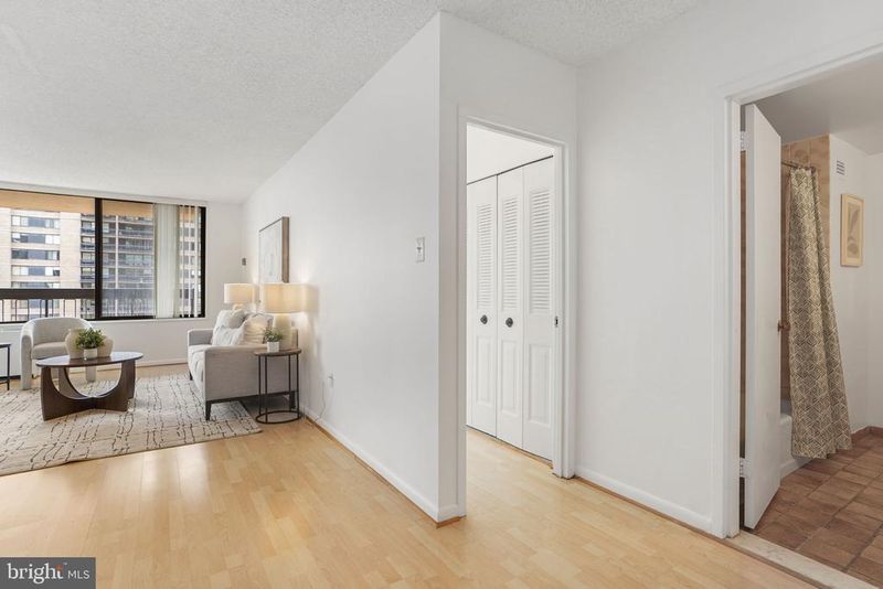 3701 S George Mason Dr #1602, Falls Church, VA 22041