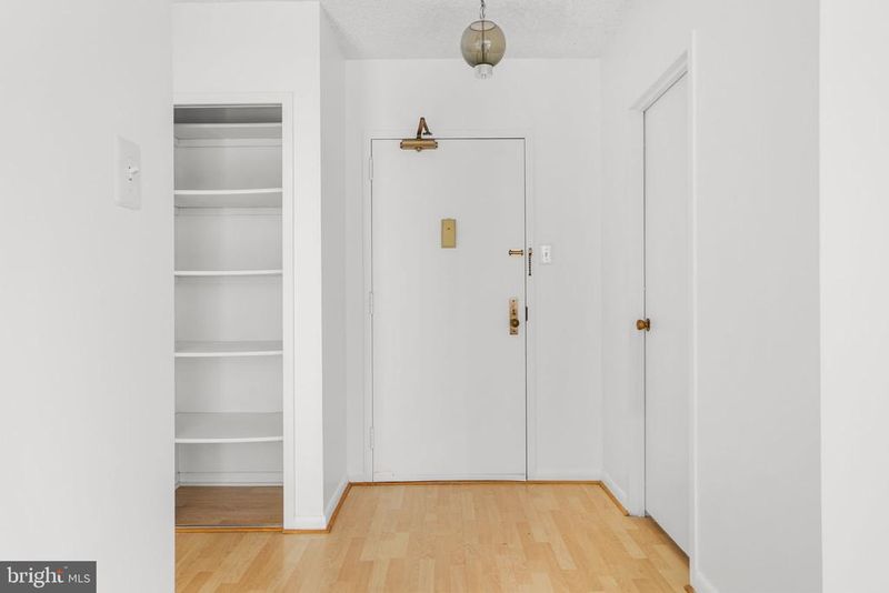 3701 S George Mason Dr #1602, Falls Church, VA 22041