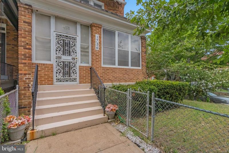 1736 C St NE, Washington, DC 20002