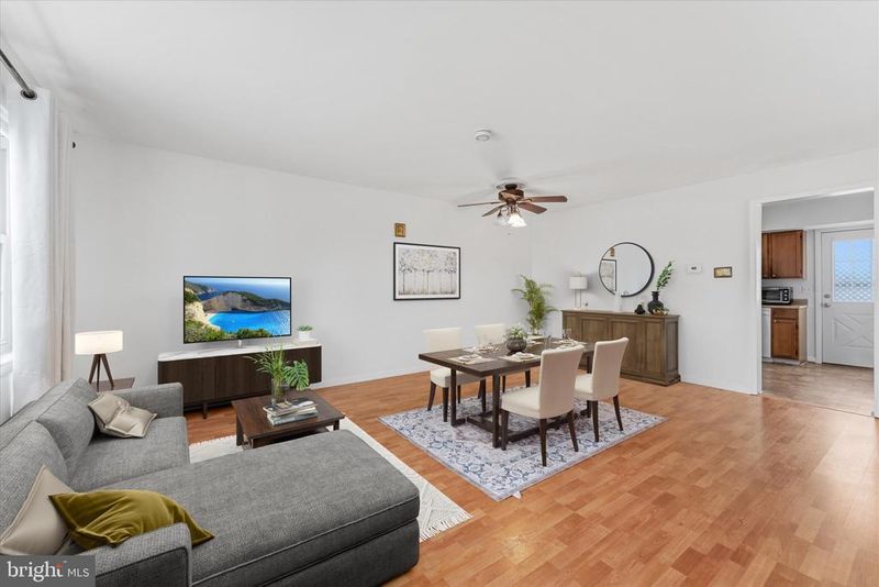 6842 Acacia Ct, Frederick, MD 21703