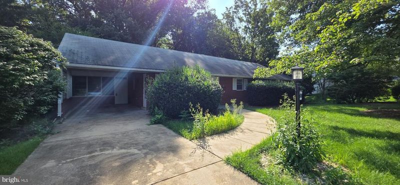 6426 Noble Dr, Mclean, VA 22101