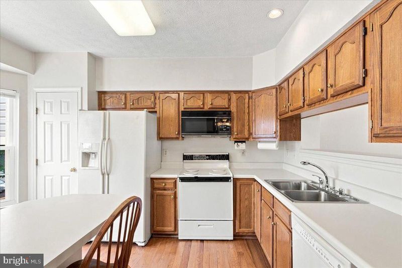 511 Sugarbush Cir, Frederick, MD 21703