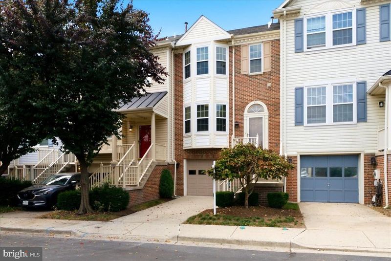 511 Sugarbush Cir, Frederick, MD 21703