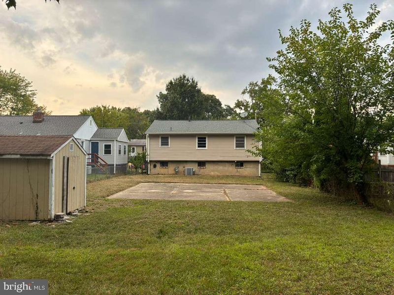 4917 Fox St, College Park, MD 20740