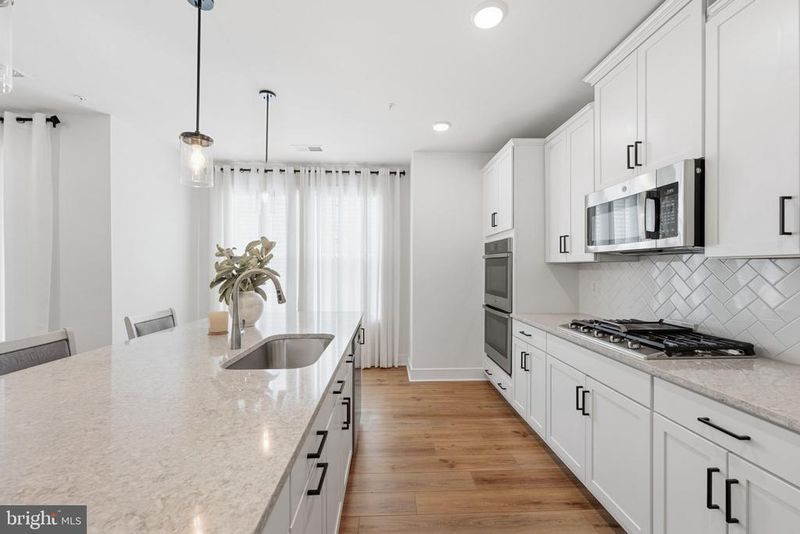 23688 Bolton Crescent Ter #304, Ashburn, VA 20148