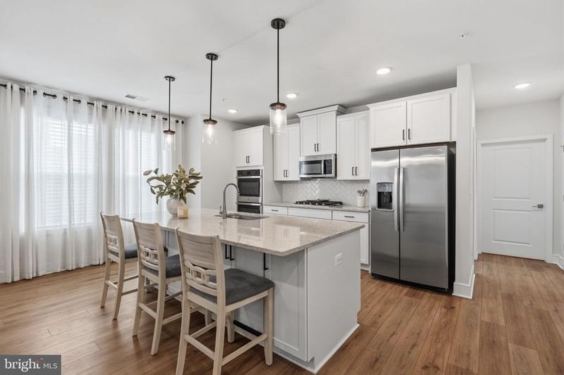 23688 Bolton Crescent Ter #304, Ashburn, VA 20148