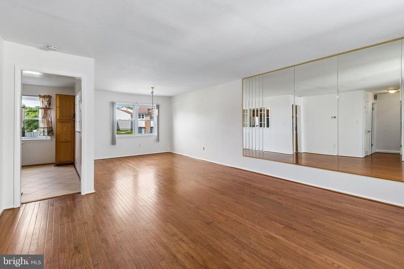 6409 Whitwell Ct, Fort Washington, MD 20744
